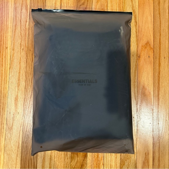 Essentials relaxed sweatpants Black strech limo size XS-XL - Picture 10 of 13